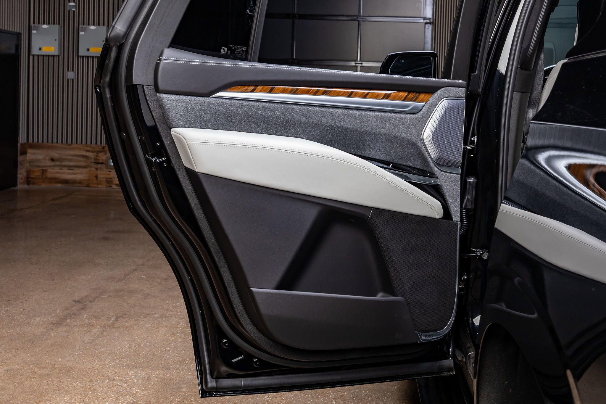 Used 2025 Cadillac Escalade Sport Platinum image 41