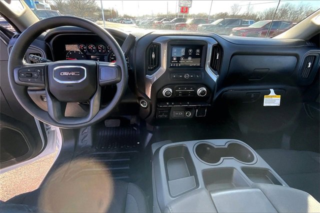 New 2026 GMC Sierra 3500 Pro w/ Convenience Package image 5