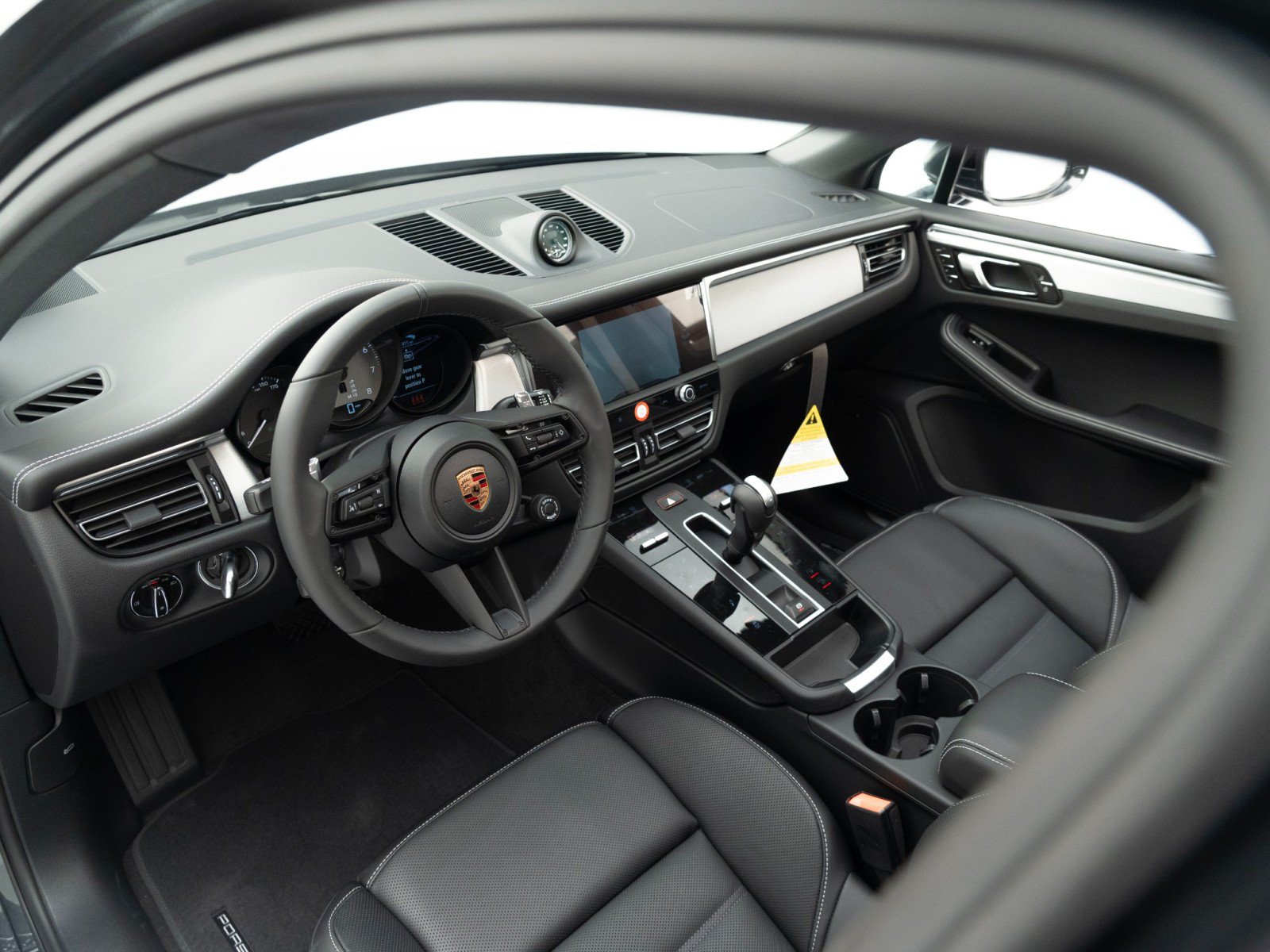 New 2026 Porsche Macan S AWD/4WD image 4