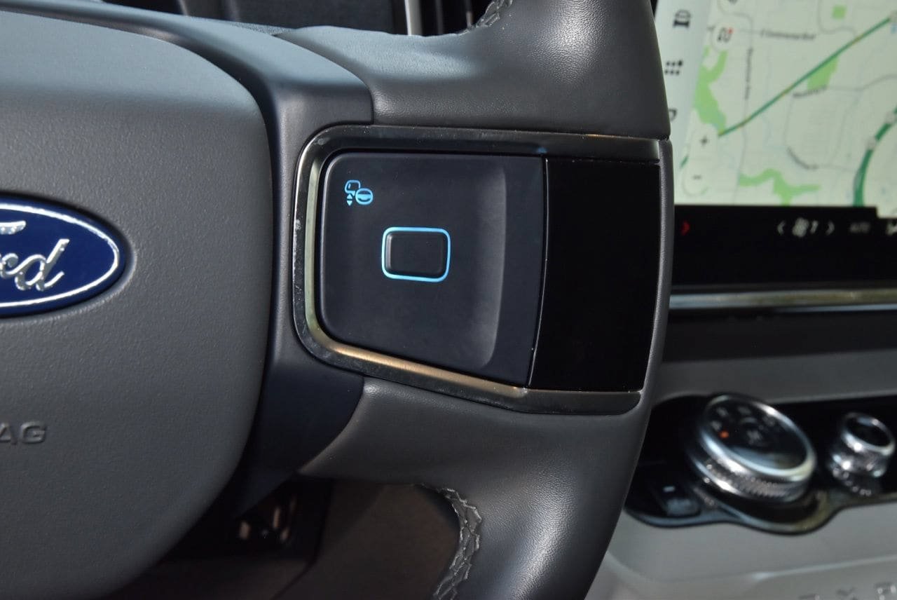 Certified 2025 Ford Expedition Max Active RWD image 25