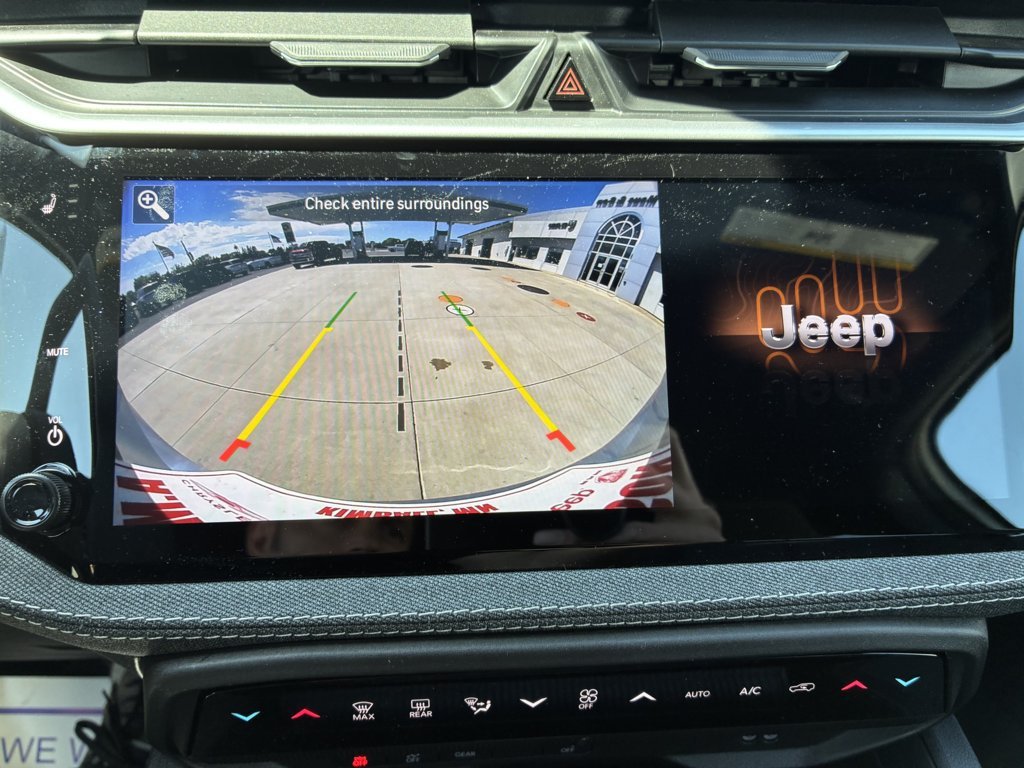 New 2026 Jeep Cherokee Laredo AWD/4WD image 18