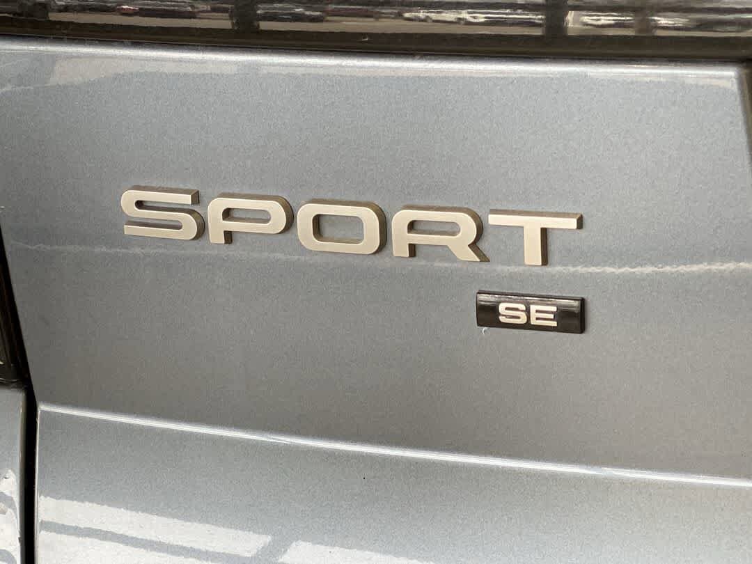 Used 2021 Land Rover Range Rover Sport SE image 11