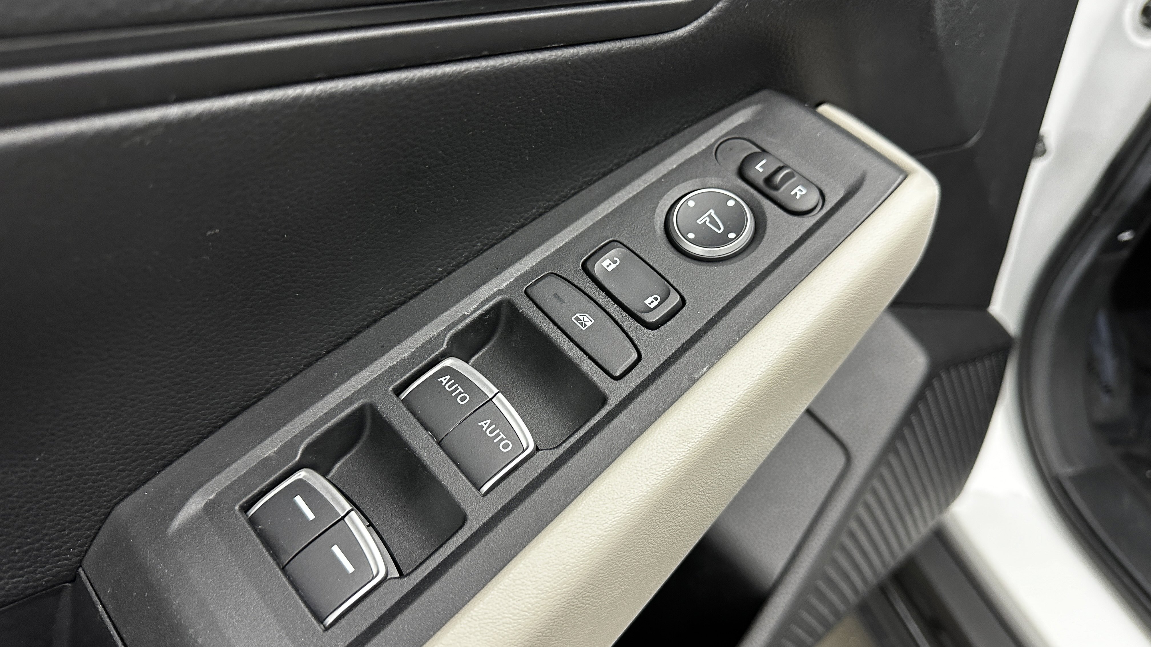 Used 2025 Honda Accord LX image 11