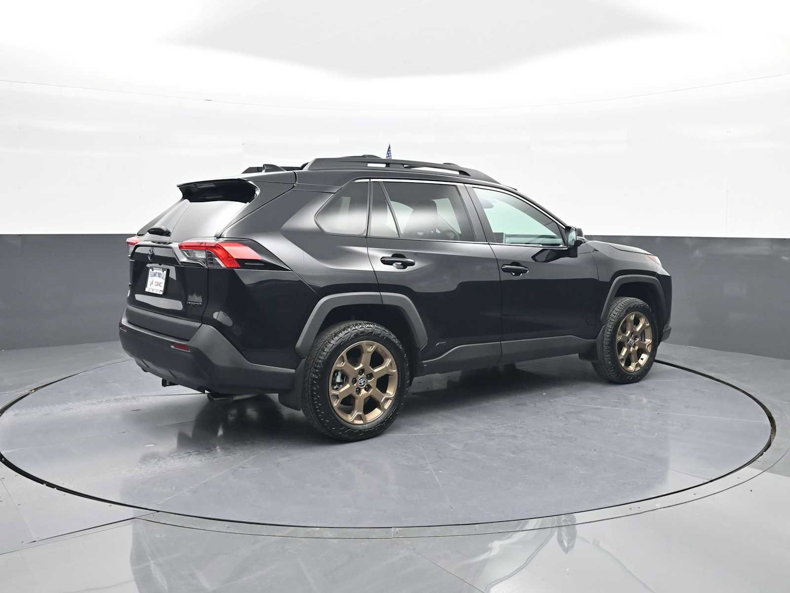 Used 2024 Toyota RAV4 AWD Hybrid image 8