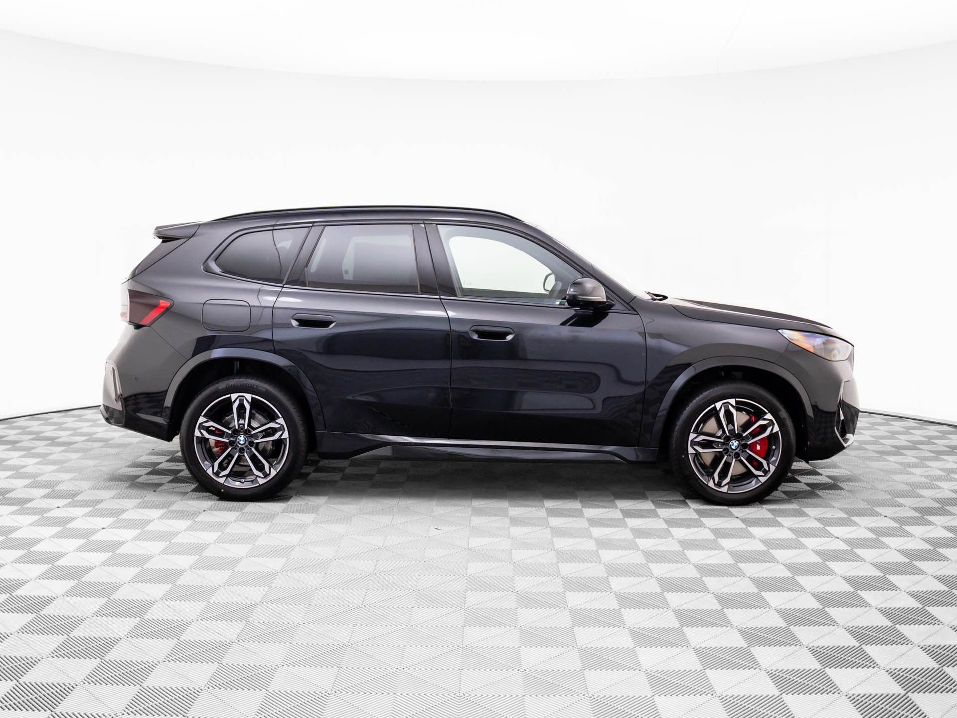 Certified 2025 BMW X1 xDrive28i w/ Technology Package image 7