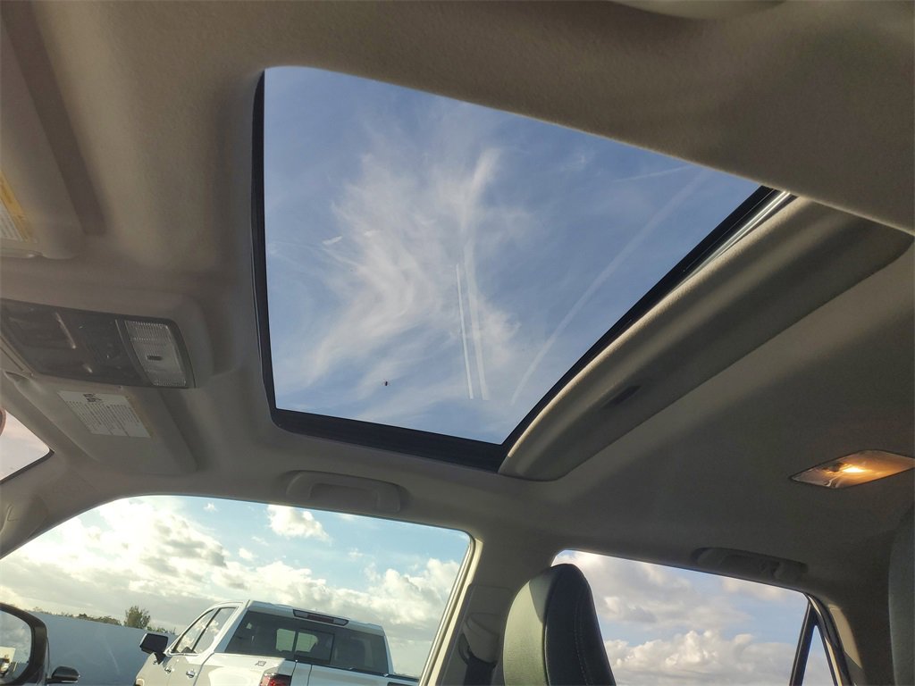 Used 2024 Toyota 4Runner Limited image 17