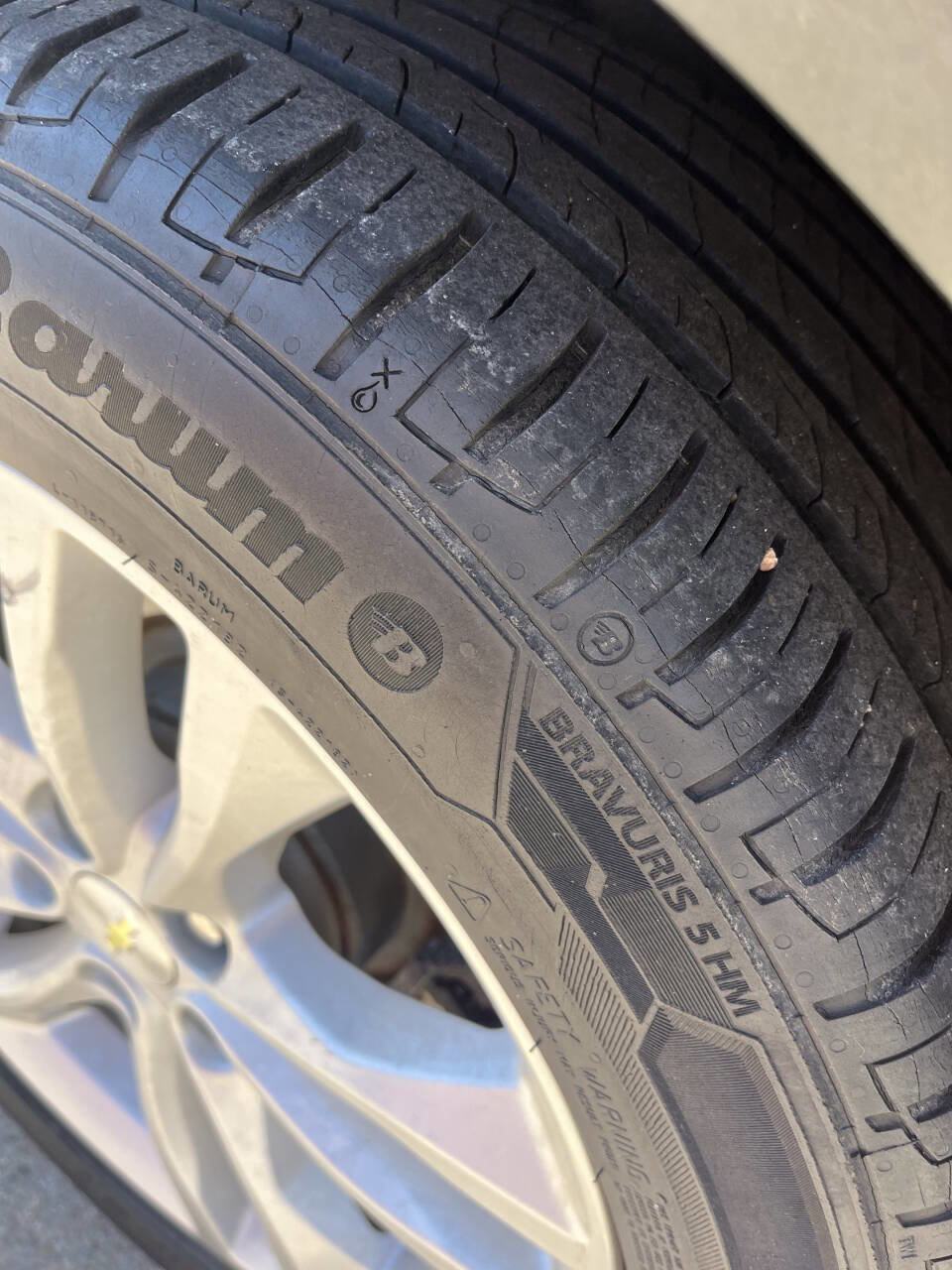 Used 2017 Chevrolet Malibu LT image 33