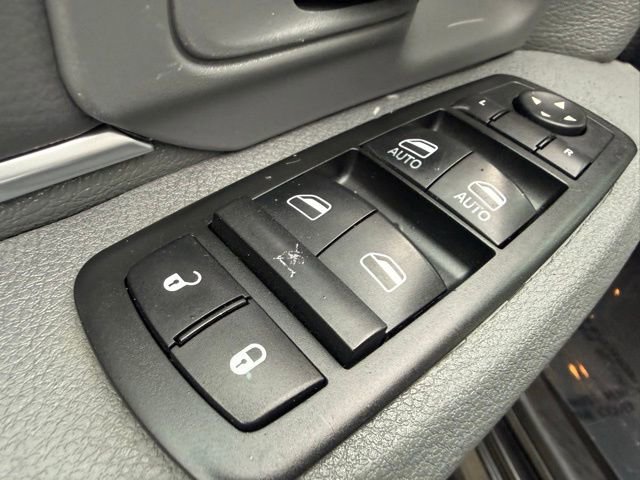 Used 2015 RAM 1500 Lone Star image 13