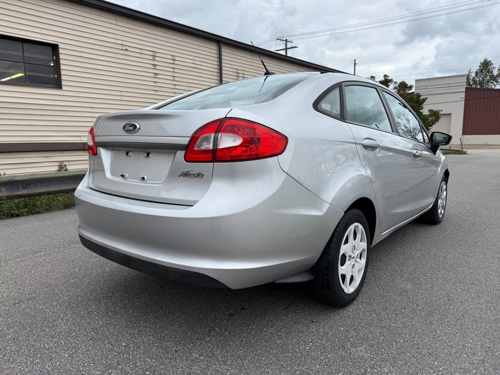 Used 2012 Ford Fiesta S image 3