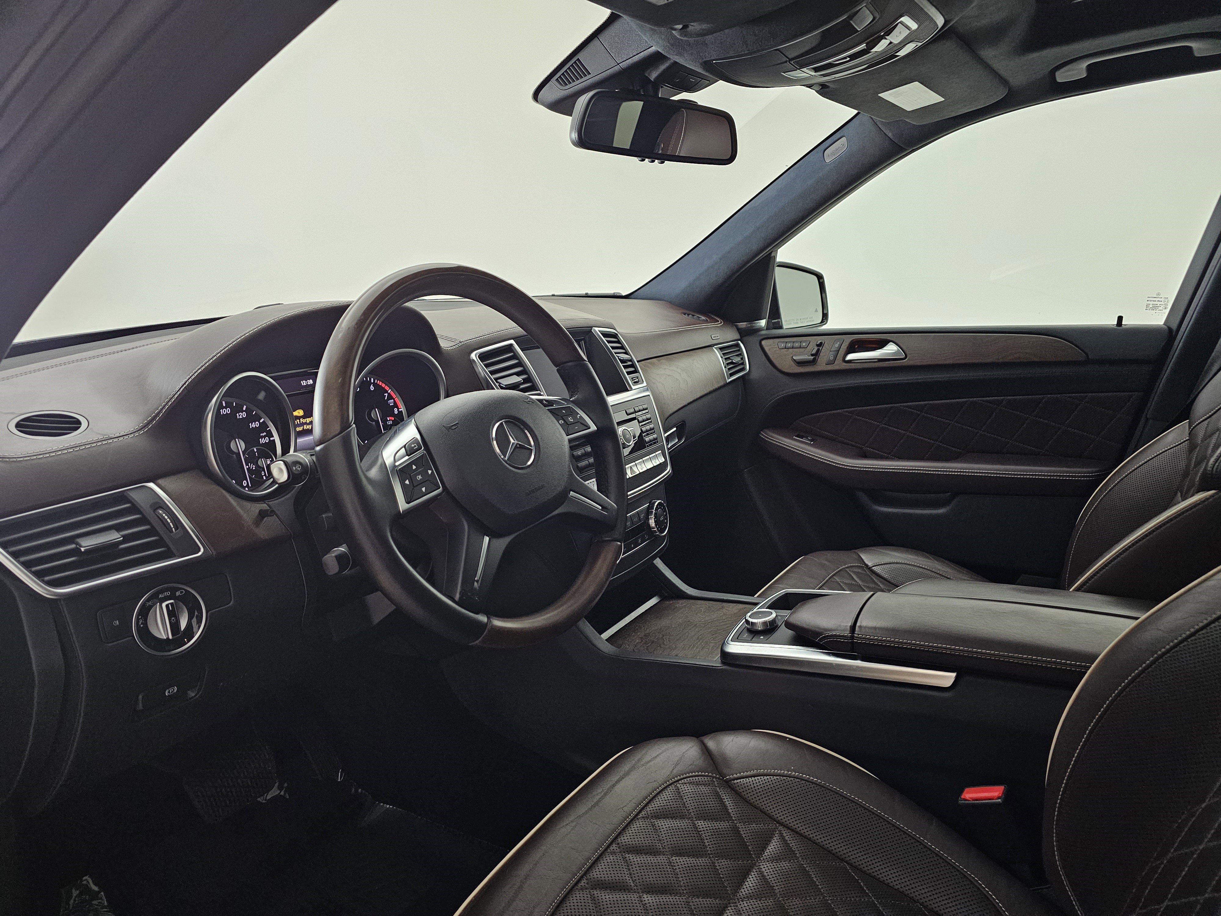 Used 2015 Mercedes-Benz ML 350 4MATIC image 7