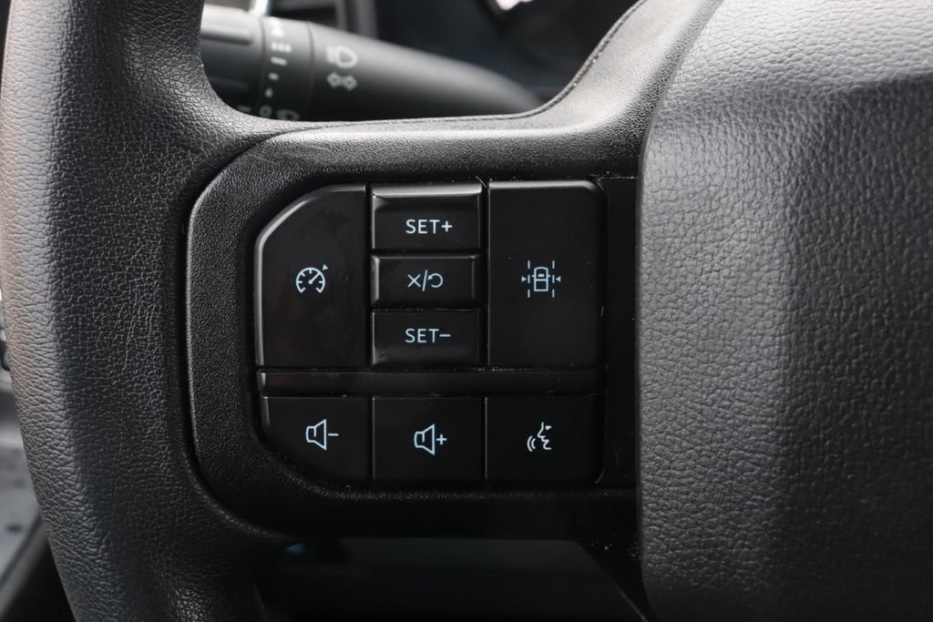 Used 2024 Ford F550 4x4 Crew Cab Super Duty image 32