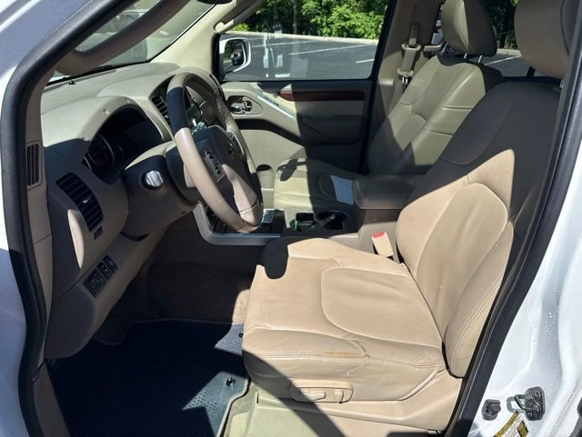 Used 2012 Nissan Pathfinder LE AWD/4WD image 11