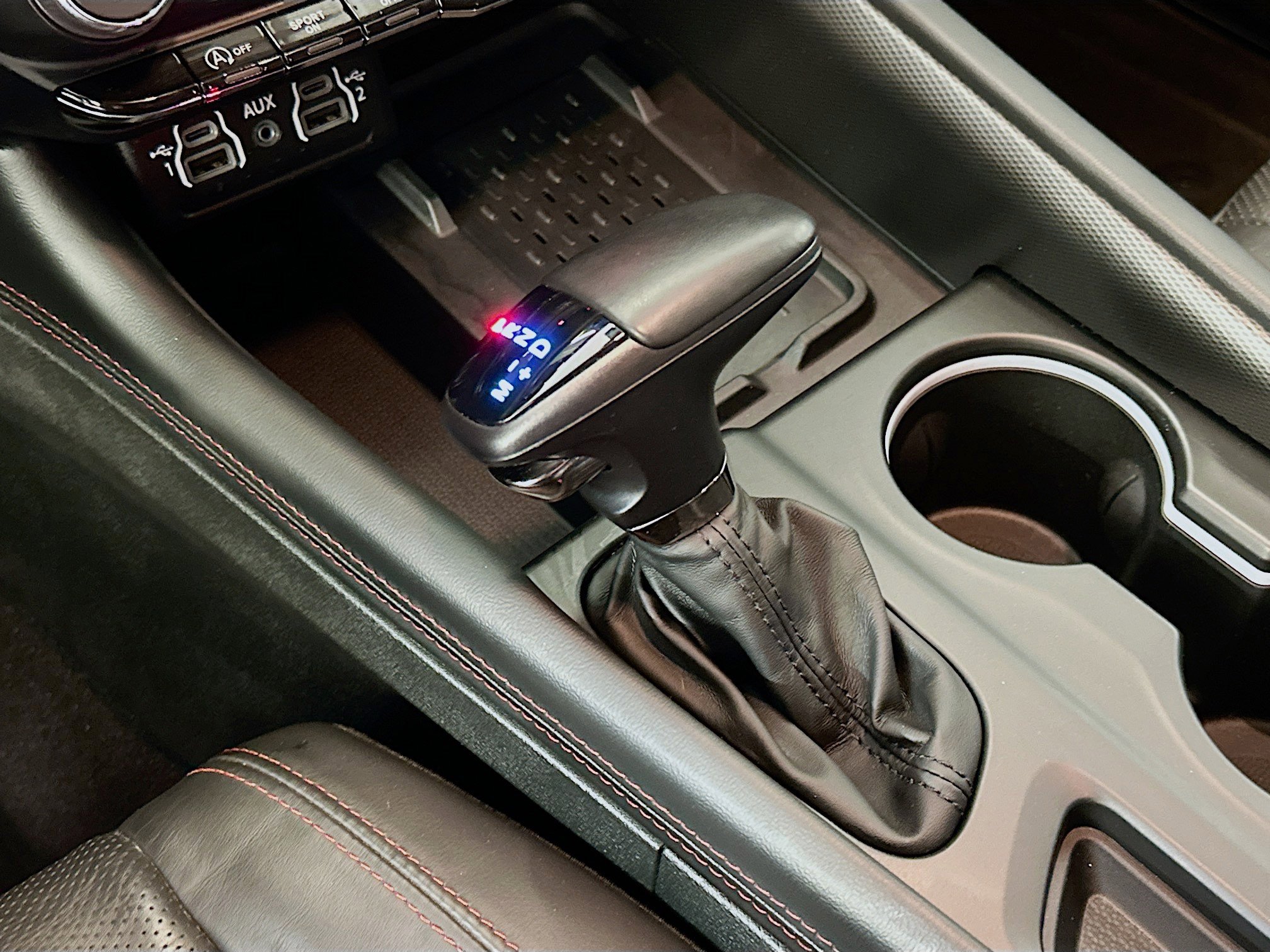 Used 2025 Dodge Durango GT image 25