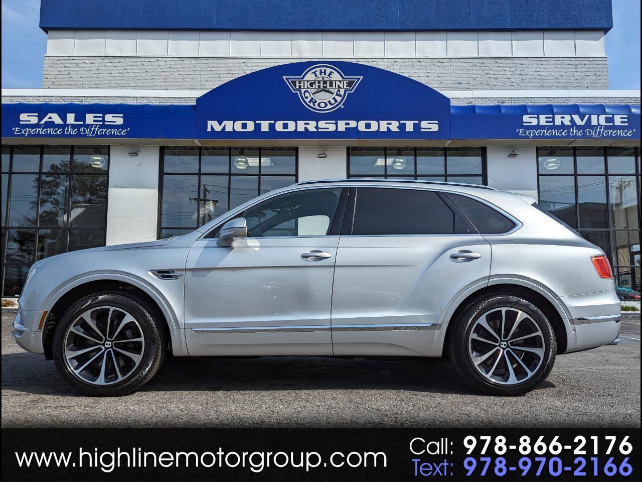 Used 2018 Bentley Bentayga Onyx Edition AWD/4WD image 1
