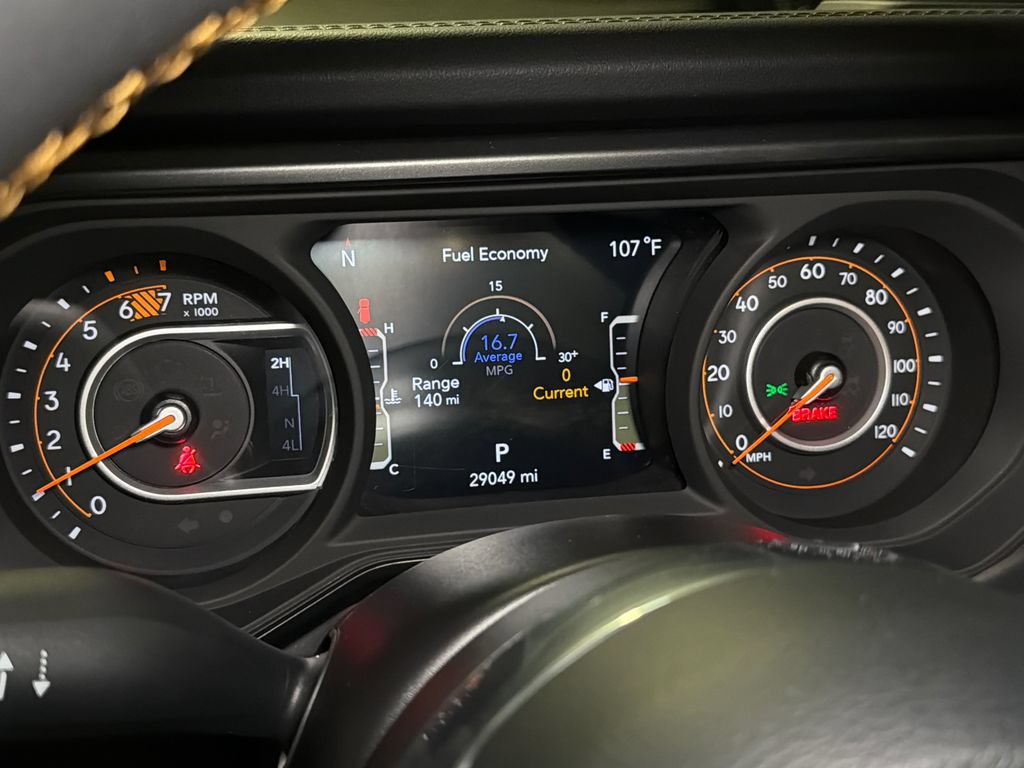Used 2024 Jeep Wrangler Unlimited Sahara AWD/4WD image 21