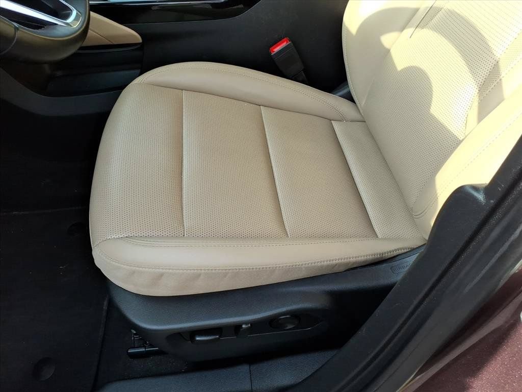 Used 2024 Buick Envision Preferred AWD/4WD image 23