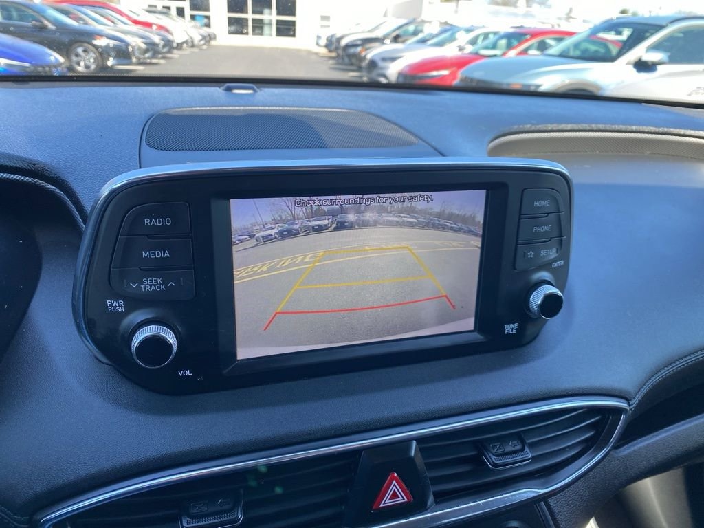 Used 2020 Hyundai Santa Fe SE image 11