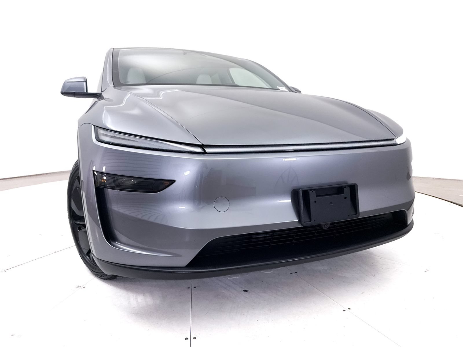 Used 2026 Tesla Model Y Long Range RWD image 7