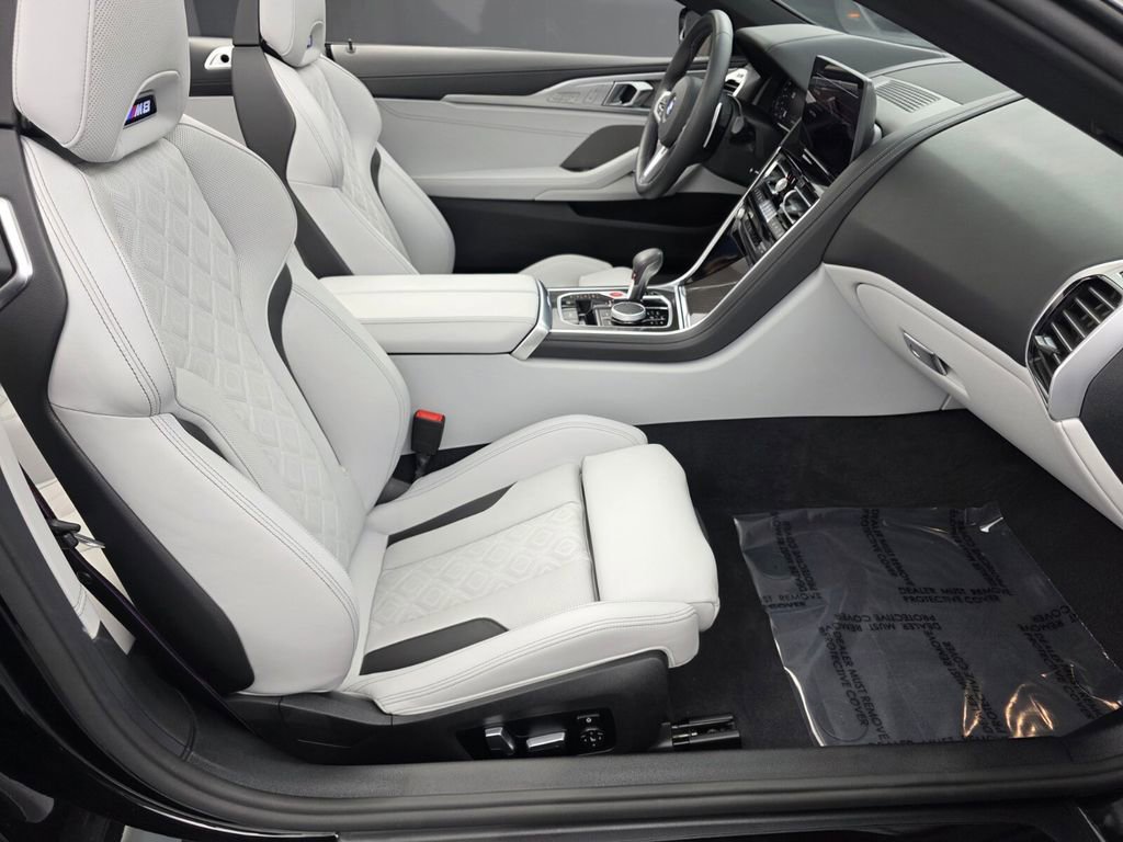 Used 2025 BMW M8 Competition image 29