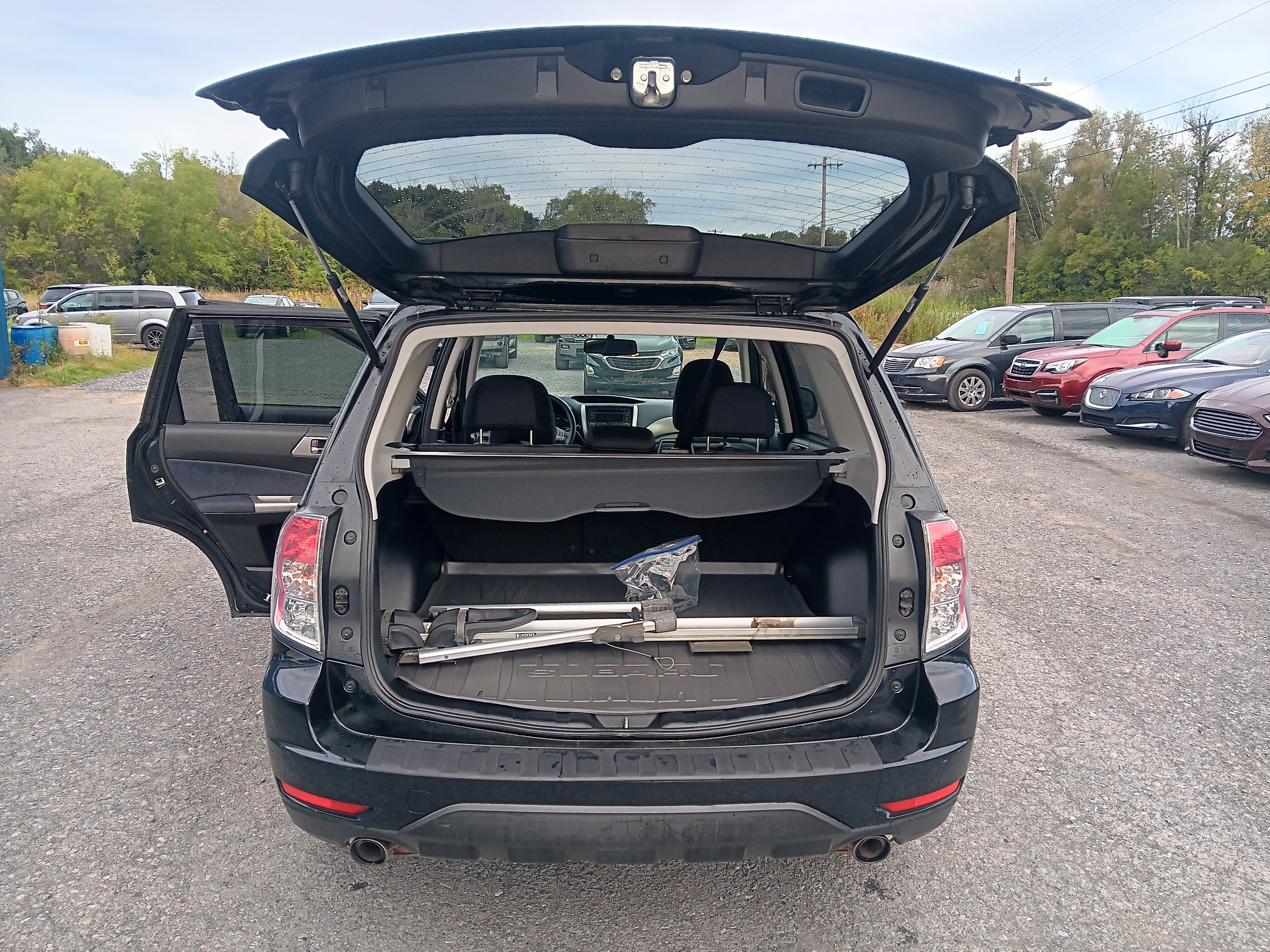 Used 2010 Subaru Forester 2.5X Premium AWD/4WD image 4