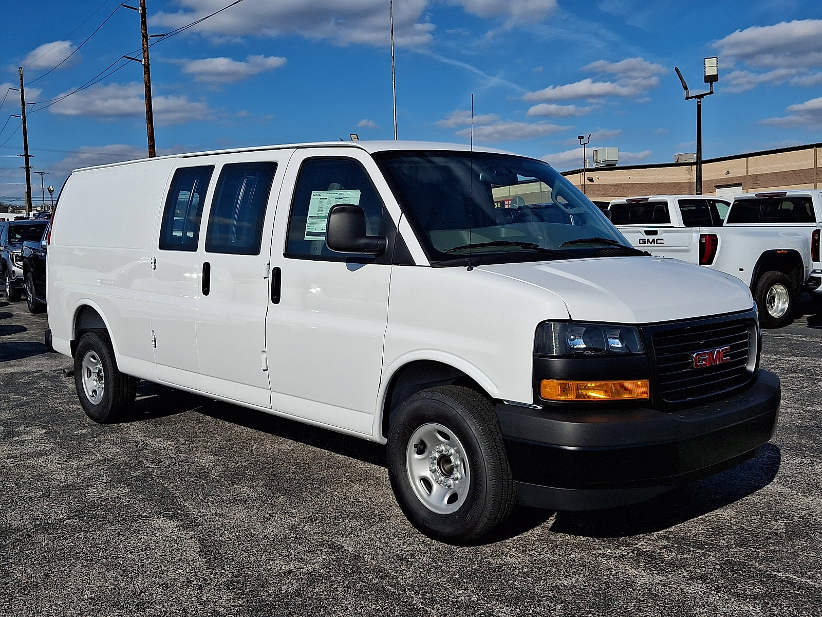 New 2026 GMC Savana 3500 3500 Extended Wheelbase, Work w/ Driver Convenience Package image 1