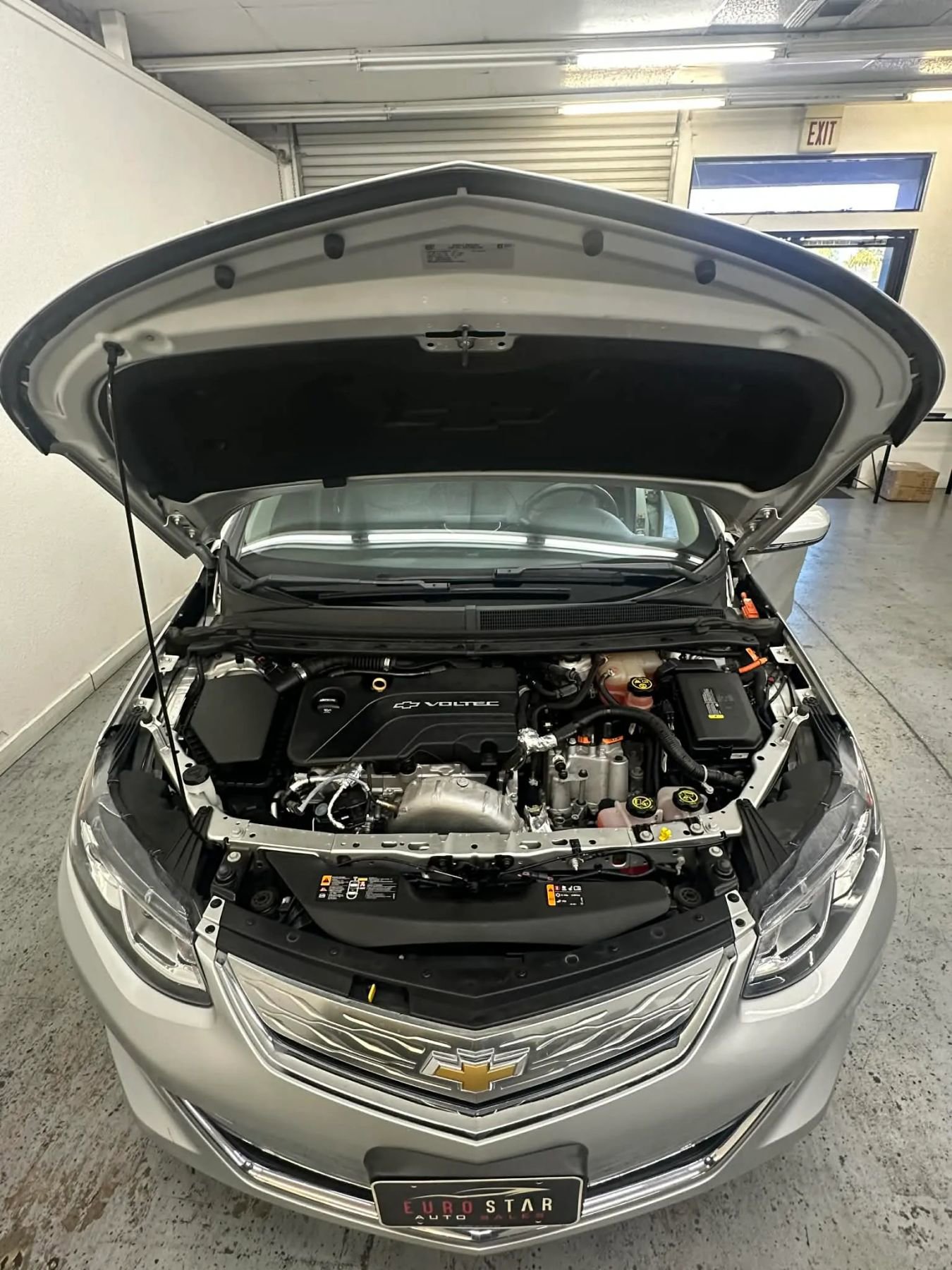 Used 2017 Chevrolet Volt LT w/ Comfort Package image 57