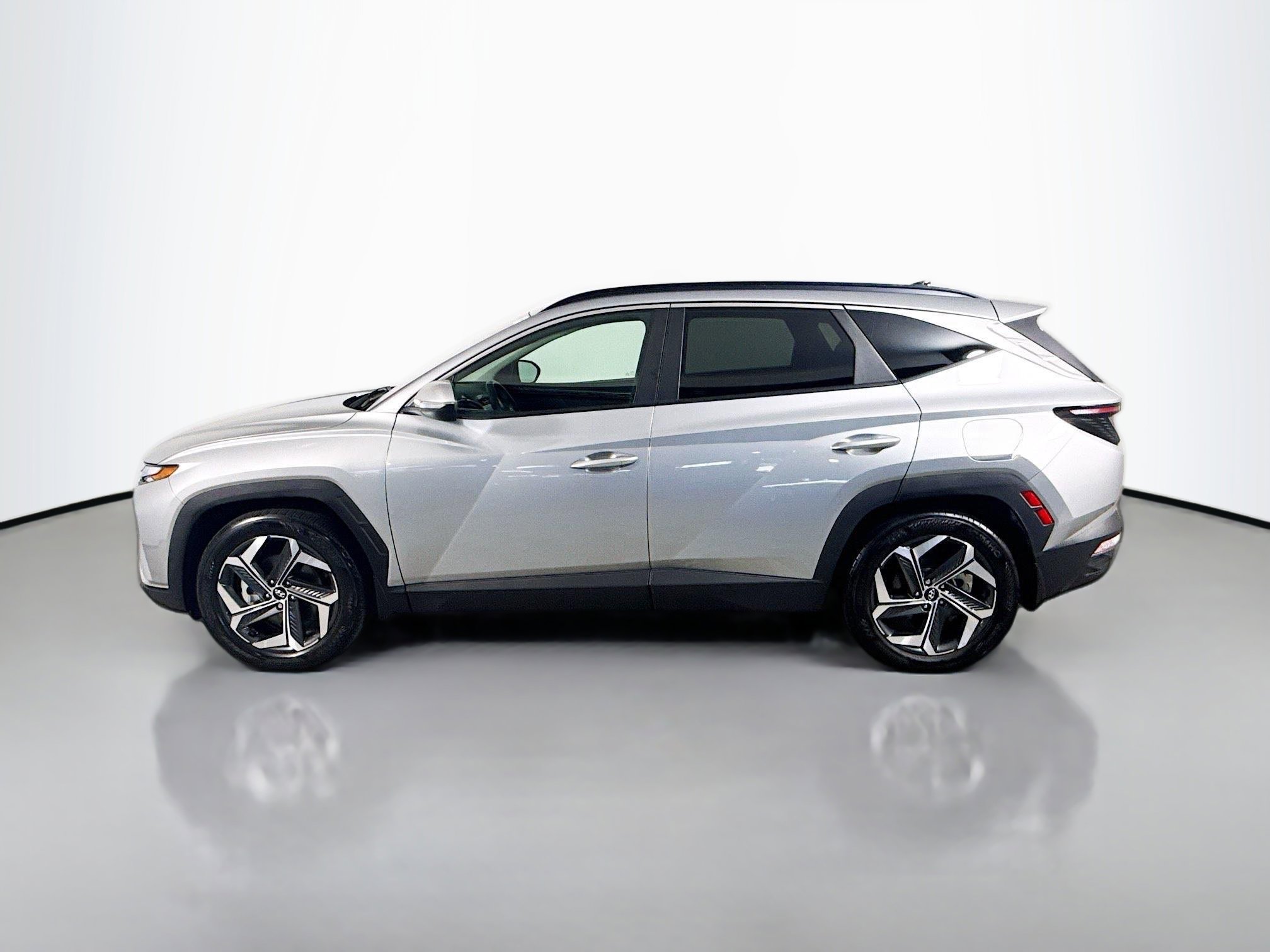 Used 2024 Hyundai Tucson SEL w/ Convenience Package FWD image 6