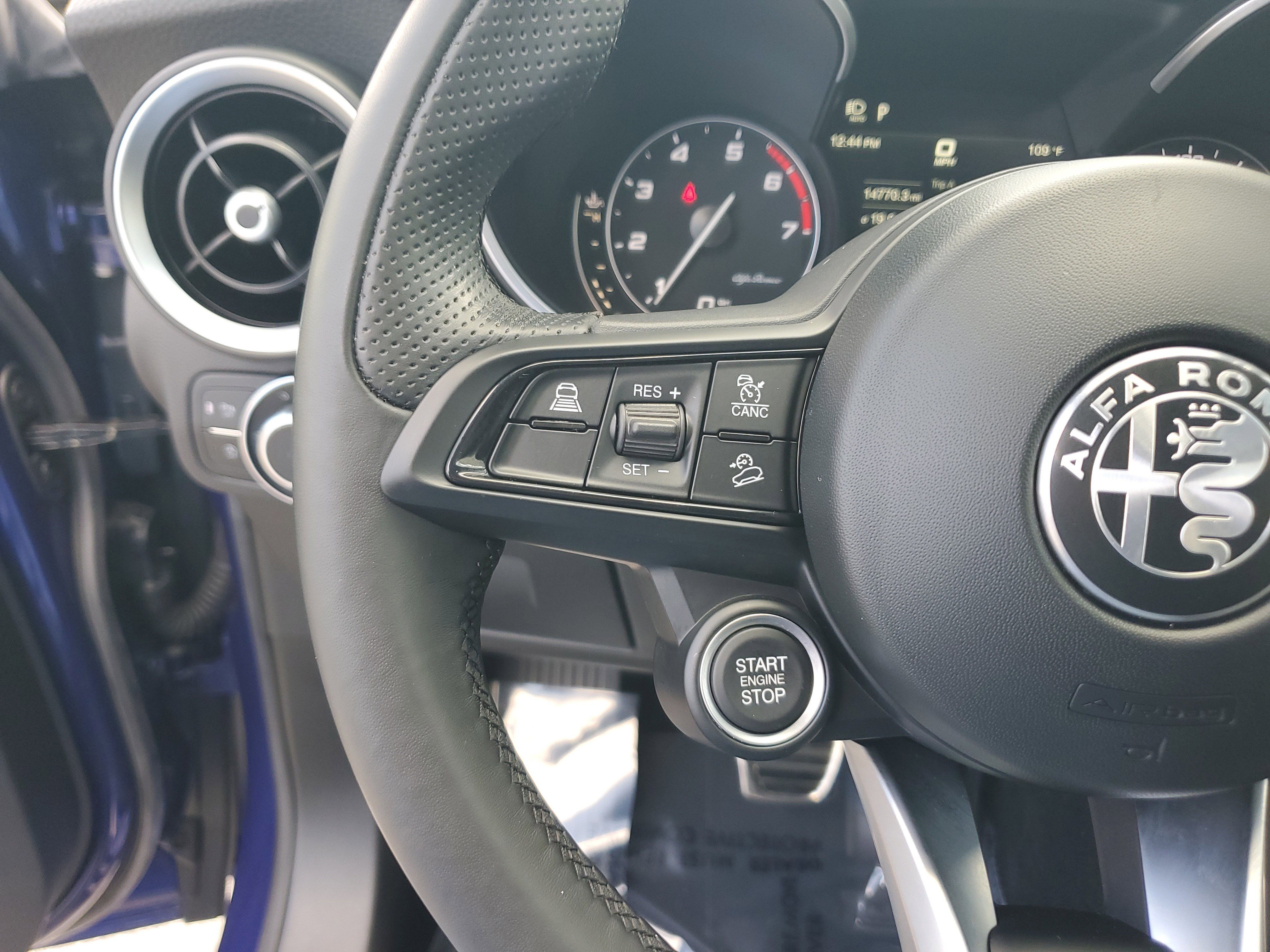 Used 2022 Alfa Romeo Stelvio Ti image 23