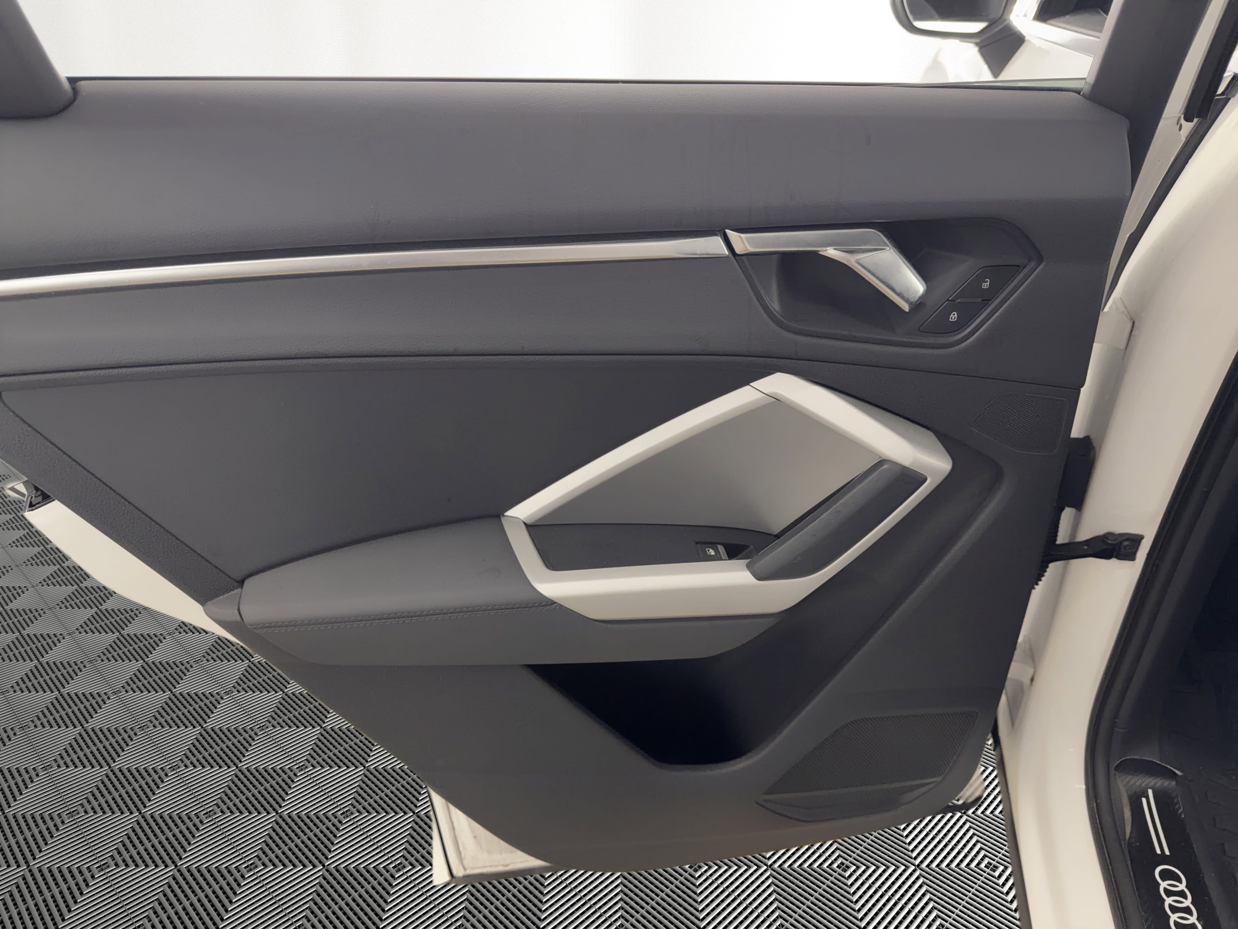 Used 2021 Audi Q3 2.0T Premium AWD/4WD image 17