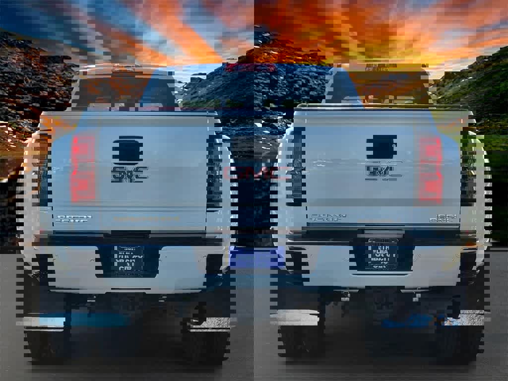 Used 2016 GMC Sierra 3500 Denali w/ Duramax Plus Package image 5