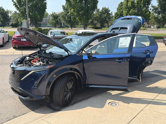 Used 2023 Nissan Ariya FWD image 10