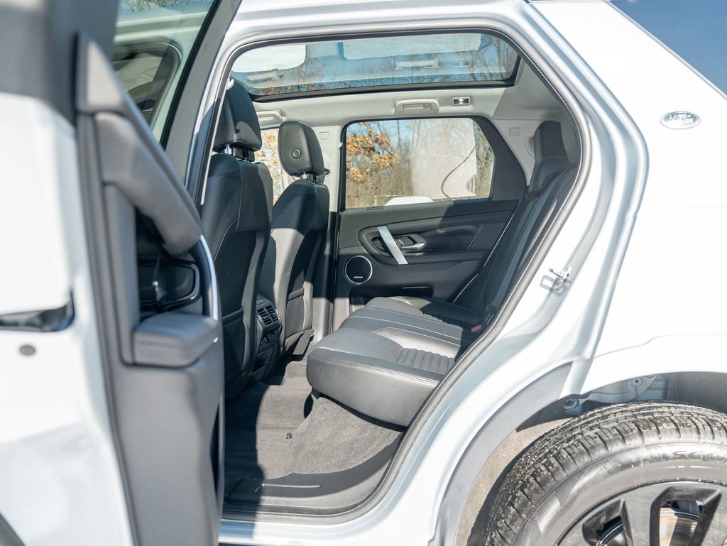 Certified 2024 Land Rover Discovery Sport S AWD/4WD image 35