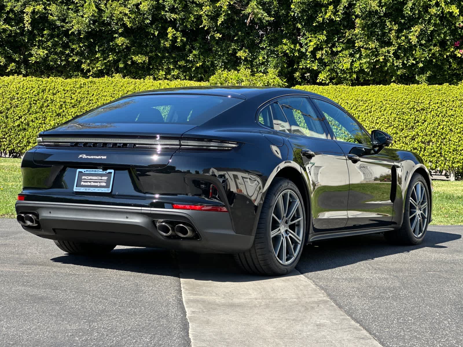 New 2026 Porsche Panamera RWD image 8