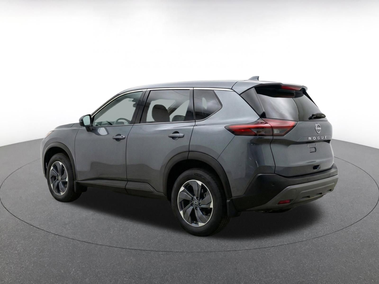 Used 2025 Nissan Rogue SV FWD image 7