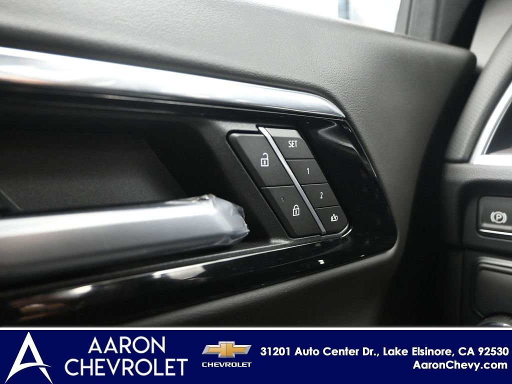 New 2025 Chevrolet Suburban Premier w/ LPO, Illumination Package image 12