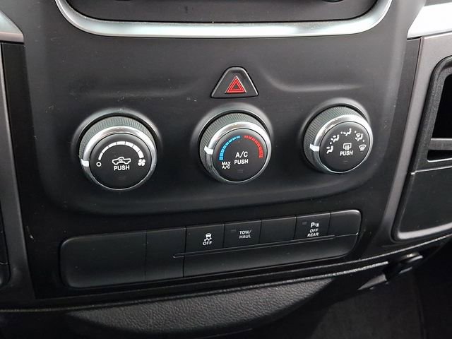 Used 2022 RAM 1500 Classic Warlock AWD/4WD image 16