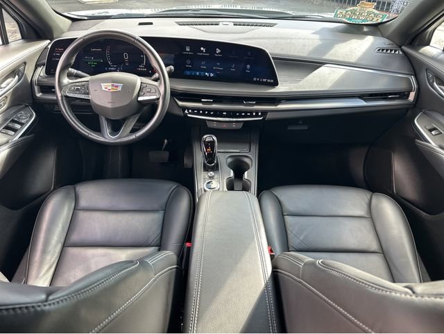 Certified 2024 Cadillac XT4 Premium Luxury image 4