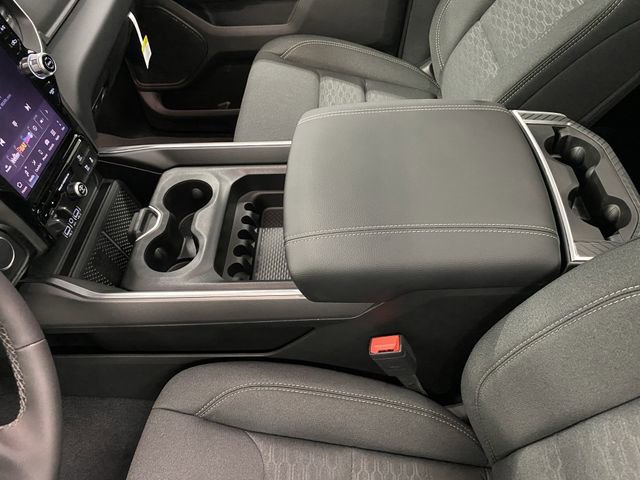 New 2026 RAM 1500 4x4 Crew Cab image 22