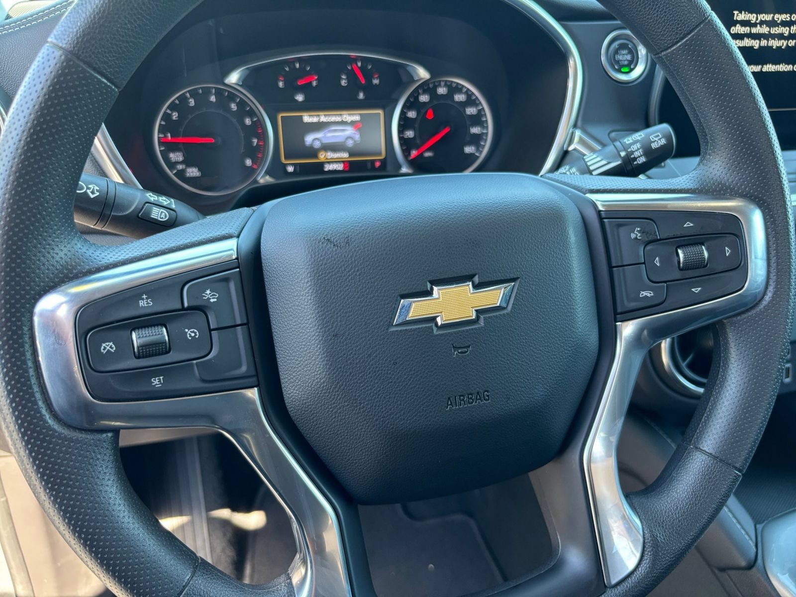 Used 2025 Chevrolet Blazer LT FWD image 29