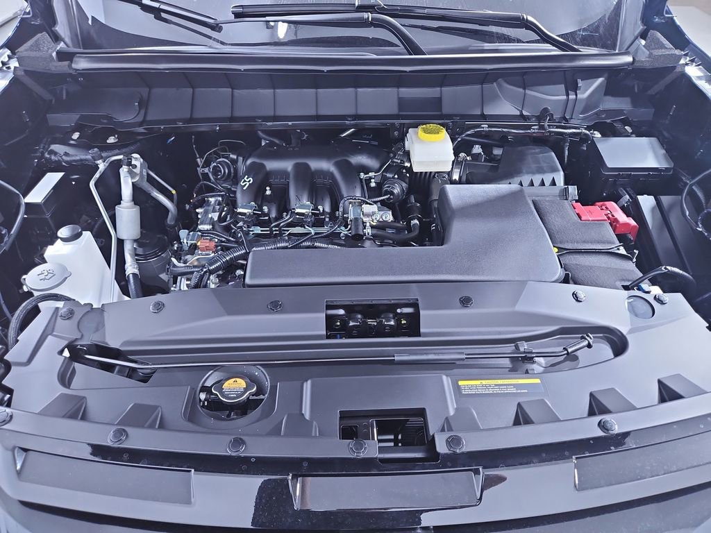 New 2025 Nissan Pathfinder SV image 21