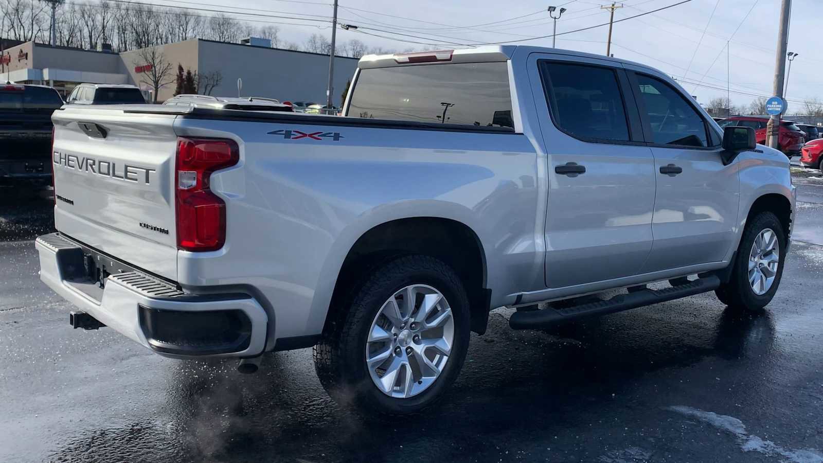 Certified 2022 Chevrolet Silverado 1500 Custom w/ LPO, Dark Essentials Package image 8