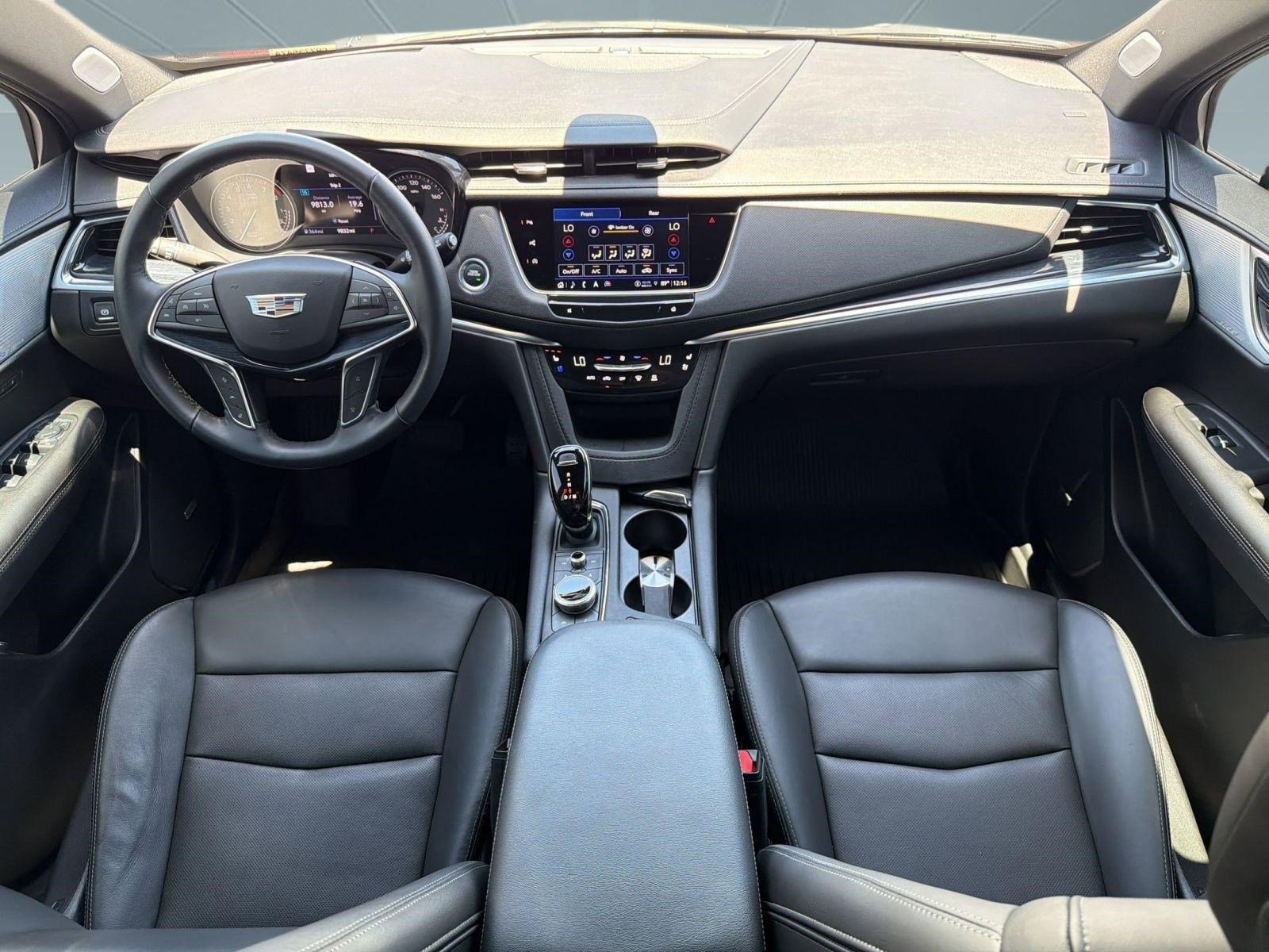 Used 2024 Cadillac XT5 Premium Luxury w/ Technology Package FWD image 16