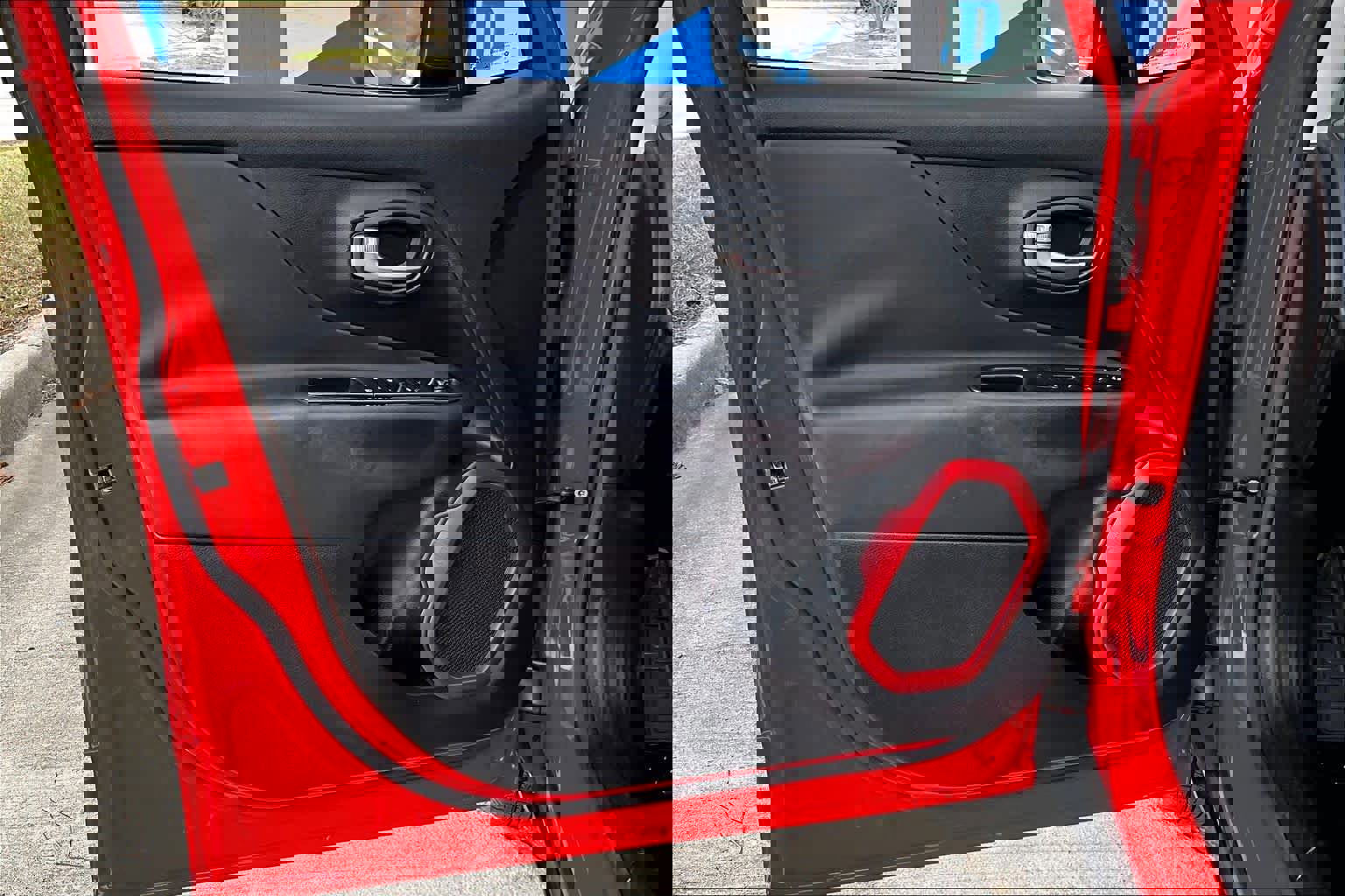 Used 2016 Jeep Renegade Trailhawk image 22