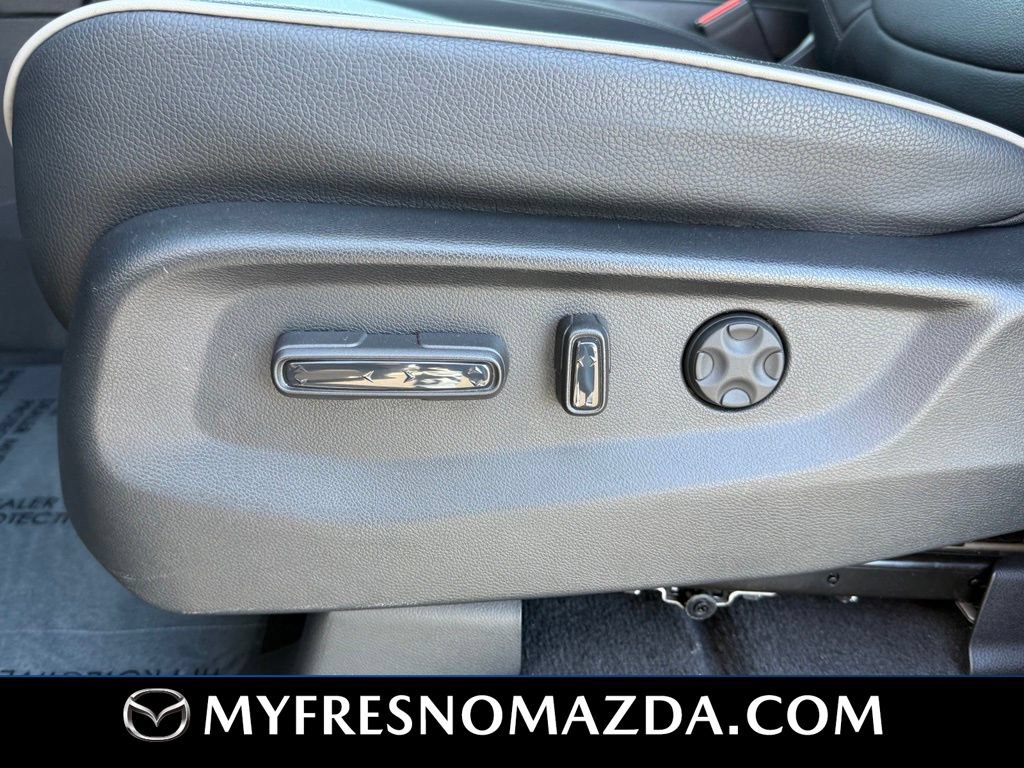 Used 2025 Honda Odyssey Touring image 38