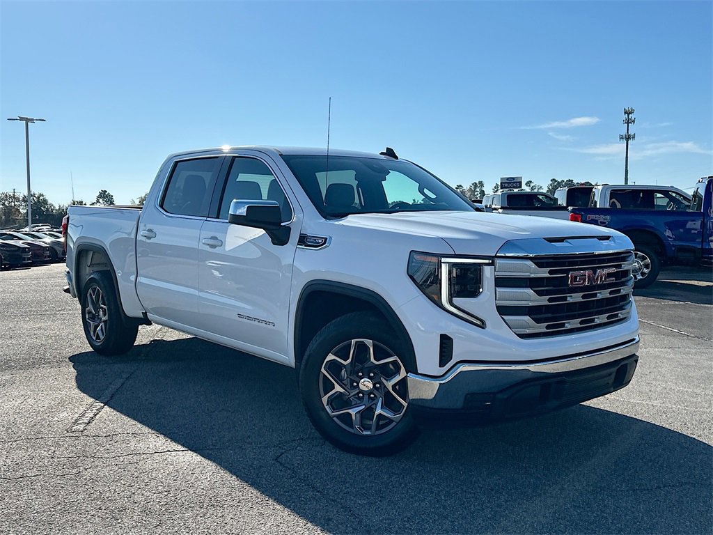 Used 2025 GMC Sierra 1500 SLE