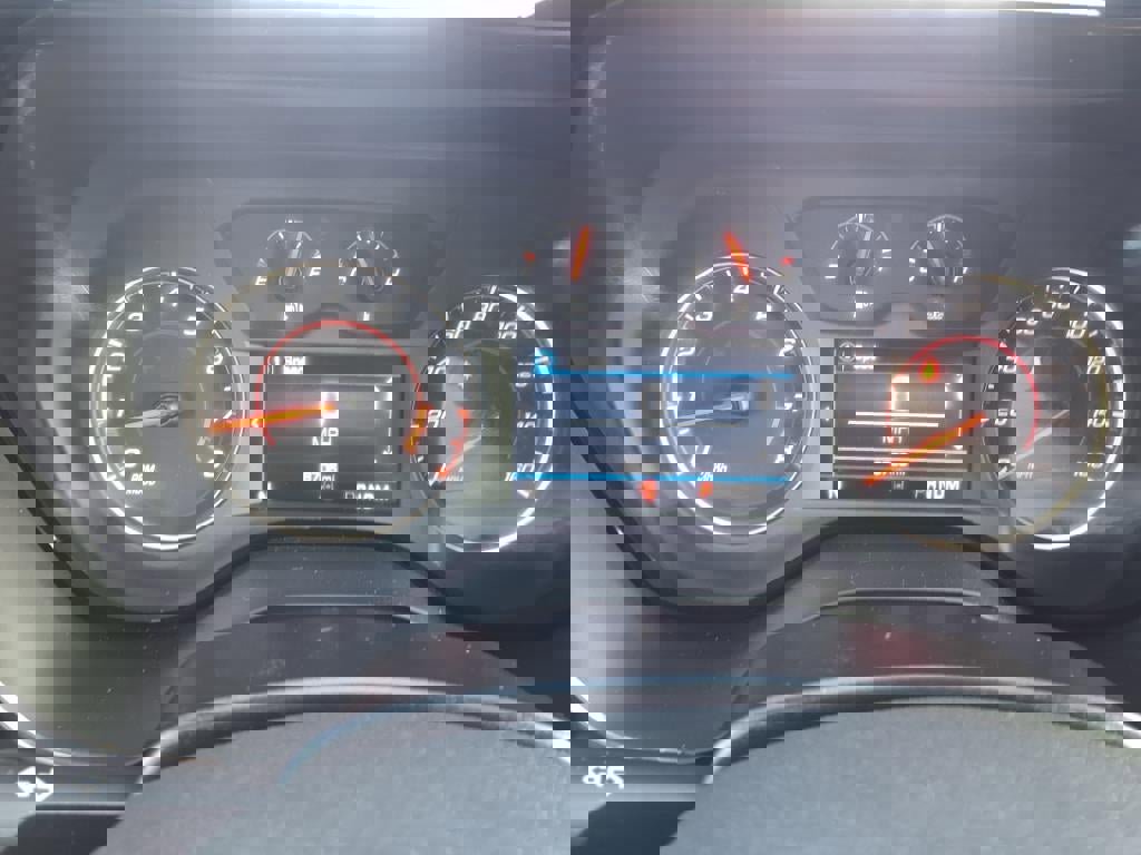 Used 2024 Chevrolet Camaro LT w/ RS Package image 16