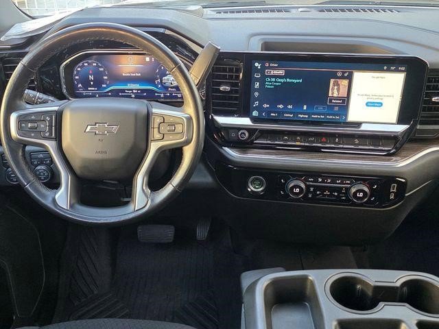 Certified 2022 Chevrolet Silverado 1500 RST image 16