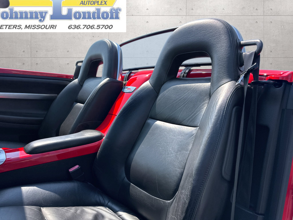 Used 2006 Chevrolet SSR w/ Preferred Equipment Group RWD image 10
