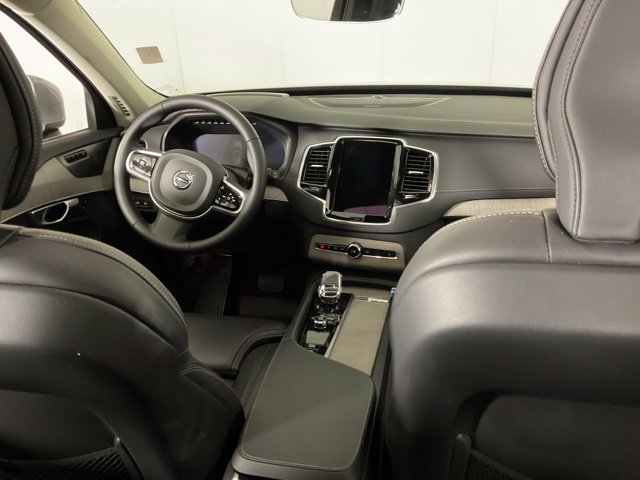 Certified 2024 Volvo XC90 T8 Ultimate w/ Protection Package AWD/4WD image 15