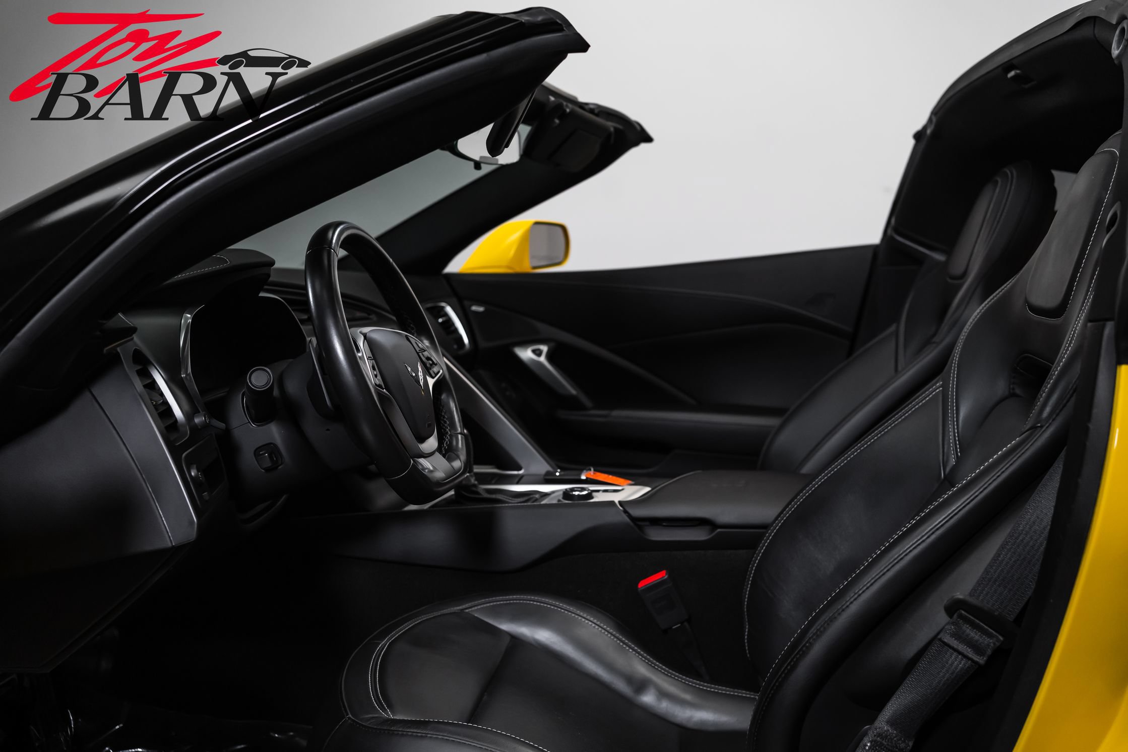 Used 2019 Chevrolet Corvette Grand Sport w/ Carbon Flash Badge Package RWD image 29